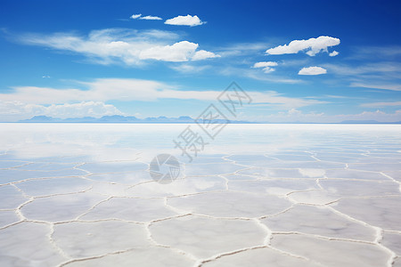 奇特景观的的茶卡盐湖高清图片