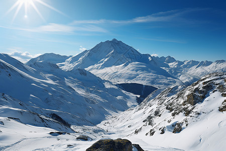 冰雪皑皑的雪山景观背景图片