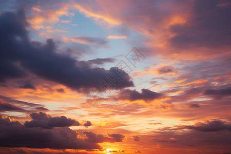 夕阳余晖下的风景背景图片