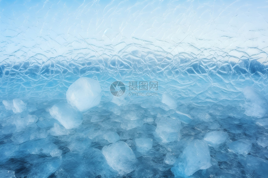冰湖上一缕冰图片