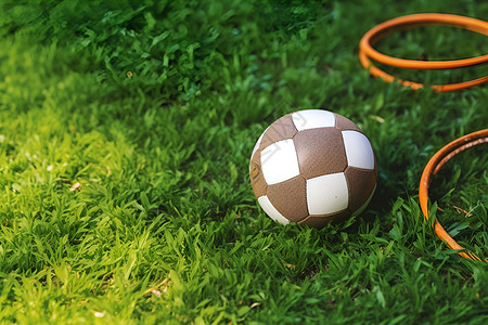 草地上的足球背景图片
