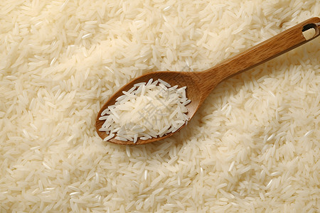 木勺中的大米背景图片