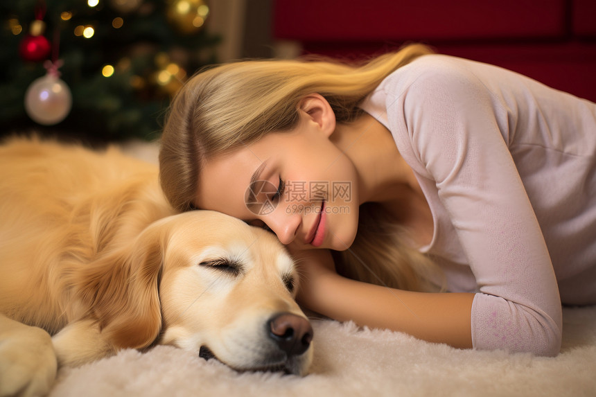 女子与她的狗图片