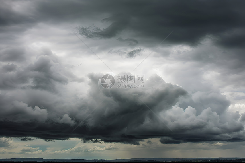 灰色的巨大乌云图片