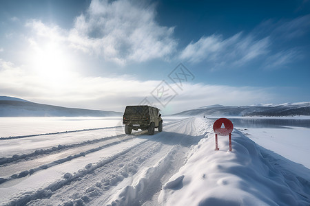 雪山红警示背景图片