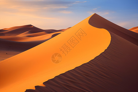 日落下美丽的沙丘背景图片