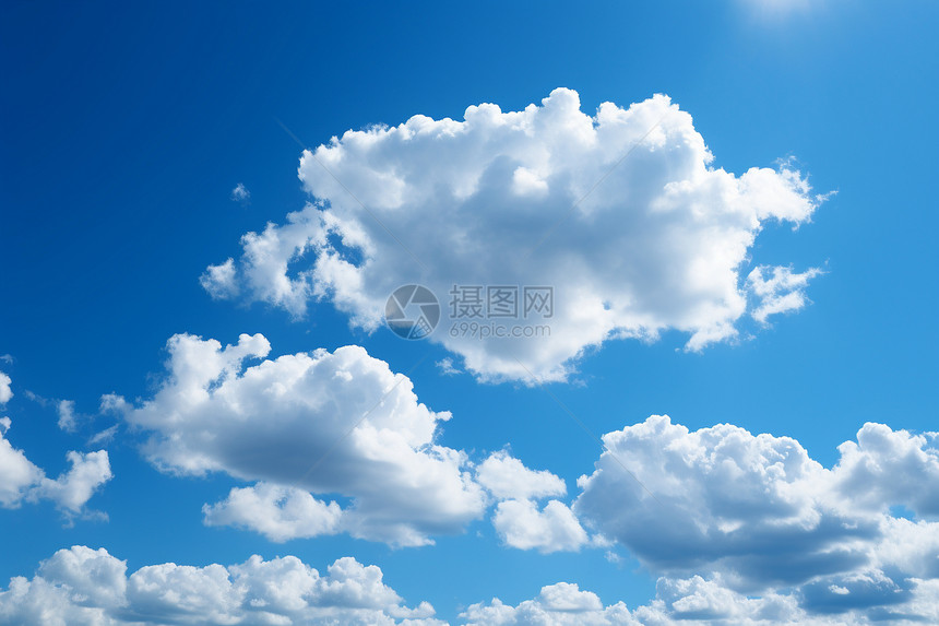 蓝天之上的云朵图片