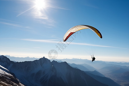 跳伞图片飞跃蓝天冒险的人背景