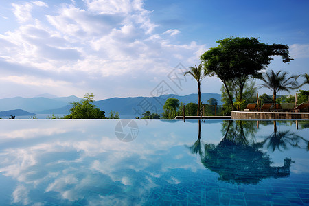 豪华别墅的露天游泳池背景图片