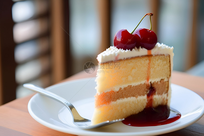 美味的樱桃蛋糕图片