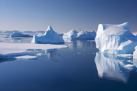 海面上的冰山高清图片