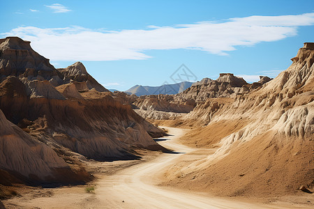 大漠风沙间的胜景背景