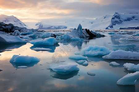 冰雪融化融化的浮冰高清图片