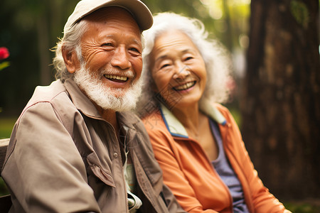 老年夫妻幸福微笑高清图片