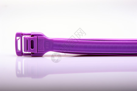 紫色的带子材料背景图片
