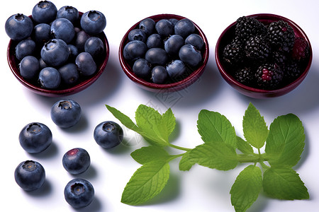 成熟的蓝莓桌面上新鲜的蓝莓背景