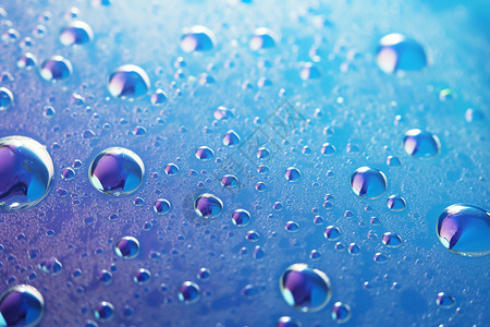 蓝色气泡水泡蓝色表面上的水滴特写背景
