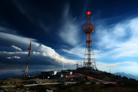 通信基站山顶的接收器背景