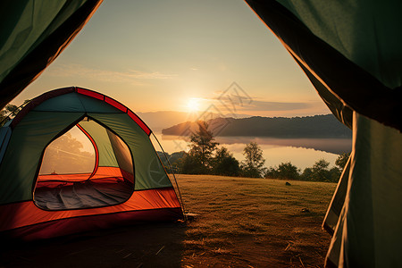 湖畔露营夕阳帐篷高清图片
