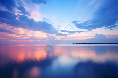 海上美丽的日落背景图片