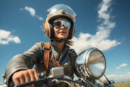 行驶的摩托车戴头盔骑摩托的人背景