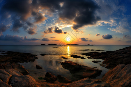 日落余晖下的海景高清图片