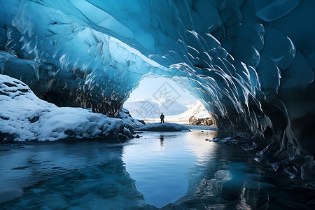 冰川奇观退出洞穴高清图片