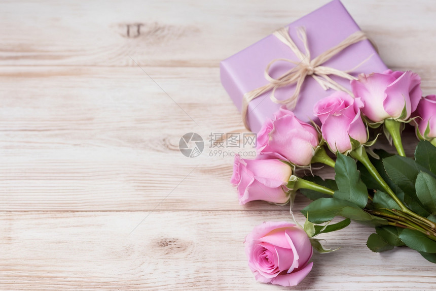 美丽浪漫的玫瑰花朵图片