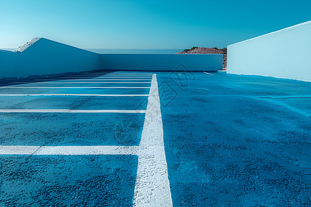 蓝白色的停车场背景图片