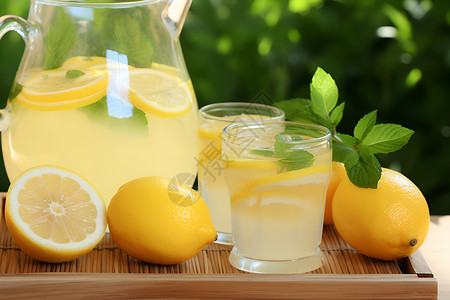 薄荷水果清凉夏日的柠檬水背景