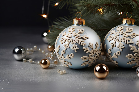 圣诞树上的饰品背景图片